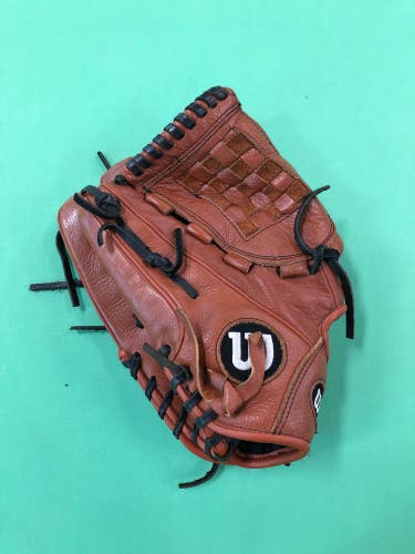 Used Wilson A550 Left-Hand Throw Infield Baseball Glove (12")