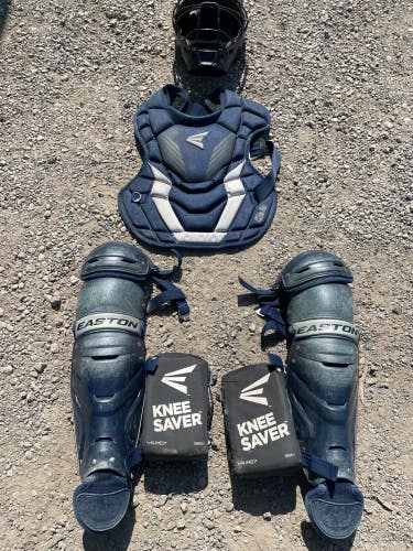 Used Youth Easton Game Time Catcher's Set