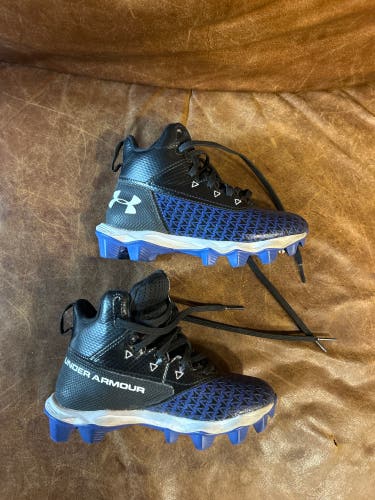 Under armor football cleats Youth Size 12