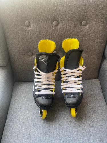 Bauer RS roller hockey Skates, Size 1