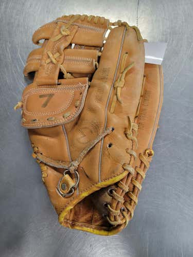 Used Fs Pro Model 13" Fielders Gloves