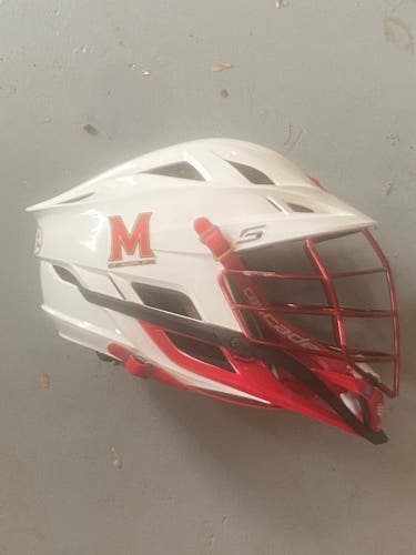 Maryland Player Used White Cascade S Helmet