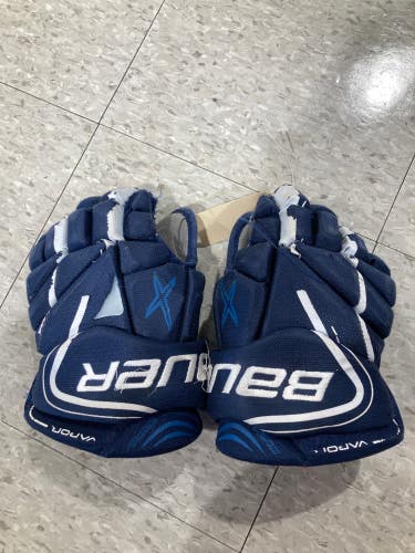 Blue Used Youth Bauer Vapor X850 Lite Gloves 11"