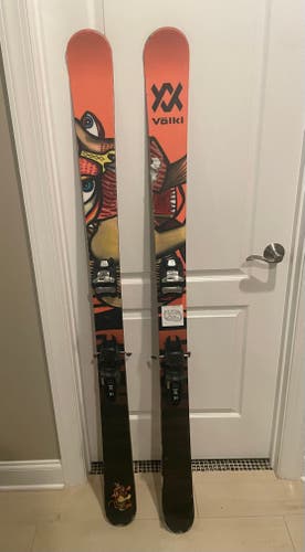 Used 2022 Volkl 165 cm Park/All Mountain Revolt Skis With Bindings