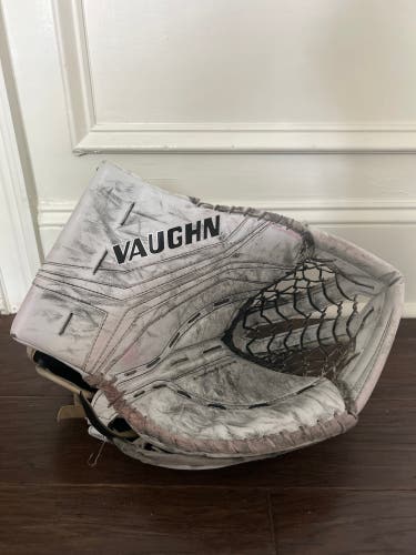 Vaughn v10 glove