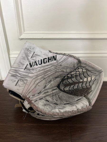 Vaughn v10 glove