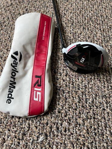 Taylormade R15 driver