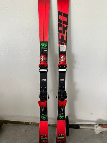 New 157 cm With Bindings Max Din 15 Skis