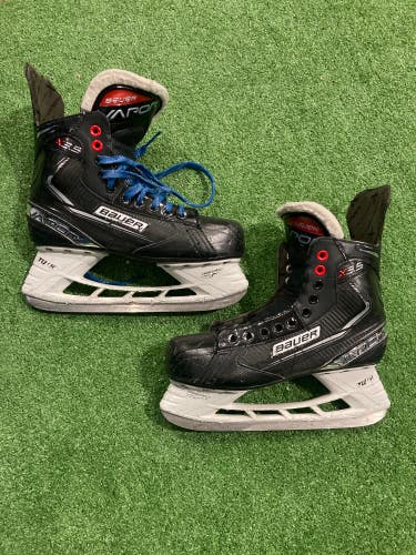 Used Senior Bauer Vapor X3.5 Hockey Skates Regular Width 7.5