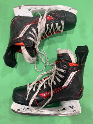 Used Senior CCM JetSpeed Hockey Skates Regular Width 7.5