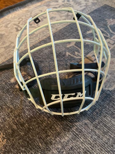 CCM Hockey cage