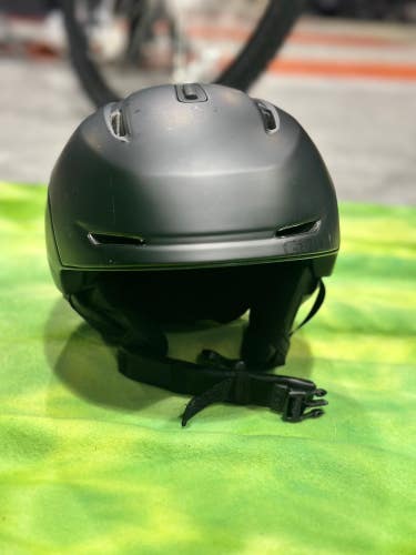 Black Used Small Men's Giro Helmet