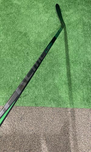 Used Senior Bauer Supreme Ignite Pro+ Hockey Stick Left Hand P28M