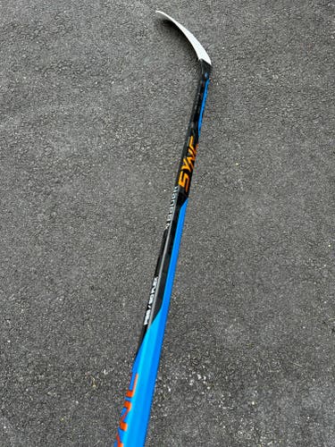 Used Junior Bauer Nexus Sync Right Handed Hockey Stick P28