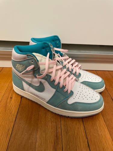 Jordan 1 Turbo Green With Pink Laces