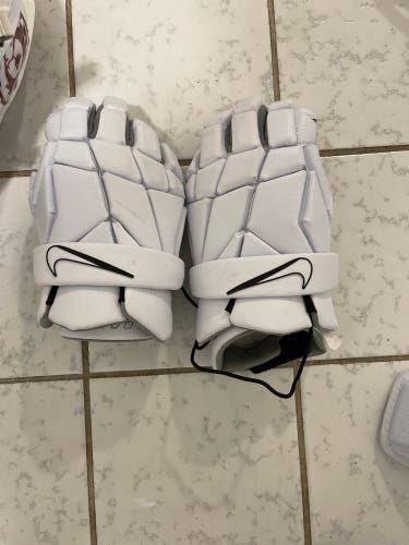 Used  Nike Large Lacrosse Gloves