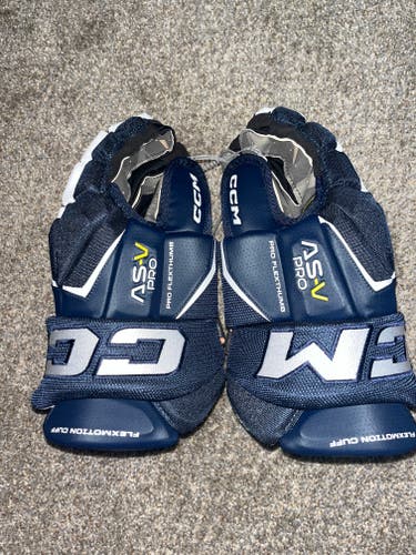 Brand New CCM AS-V pro Gloves 14"