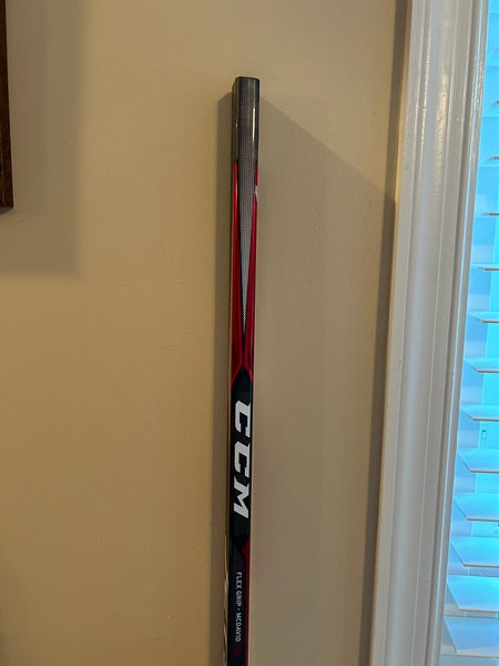 Used Senior CCM Right Handed P28 JetSpeed FT2 Hockey Stick