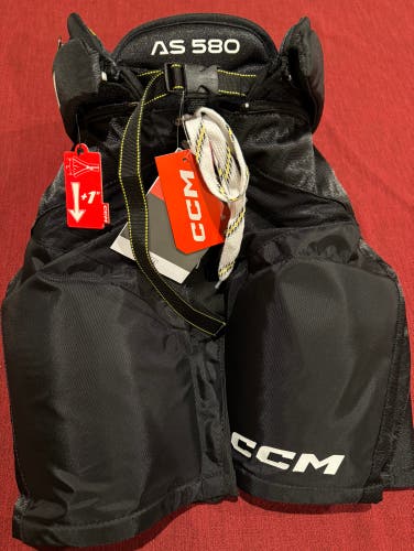 CCM AS 580 Jr Medium Hockey pants New with Tags