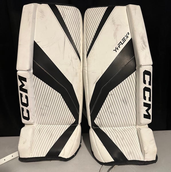 Used 24" CCM Y Flex Goalie Leg Pads