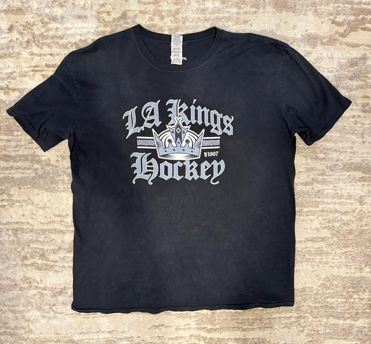 NHL Los Angeles Kings Gothic Script Men's T Shirt Fanatics - Size XL Black