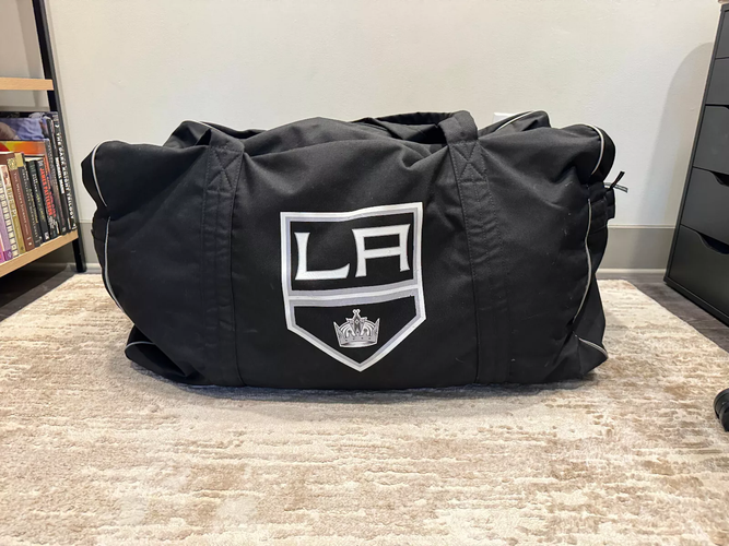 Los Angeles Kings LA NHL Pro Stock Team Issued Hockey Equipment Bag