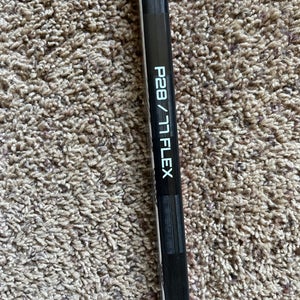 2 Pack Bauer Vapor Hyperlite Hockey Stick
