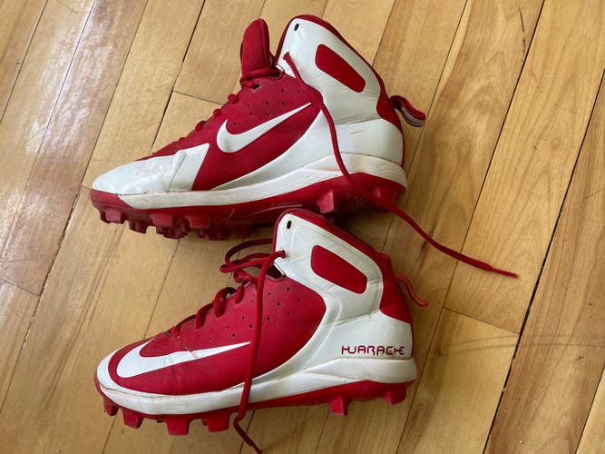 Red Used Size 7.5 (Women's 8.5) Nike Molded Cleats Huarache