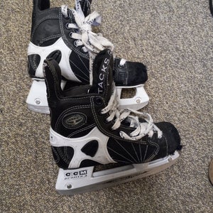 Used Junior Size 1.5 CCM Super Tacks 652 Hockey Skates