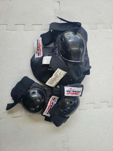 Used Wipeout Knee Elbow Set Md Inline Skate Protective Sets
