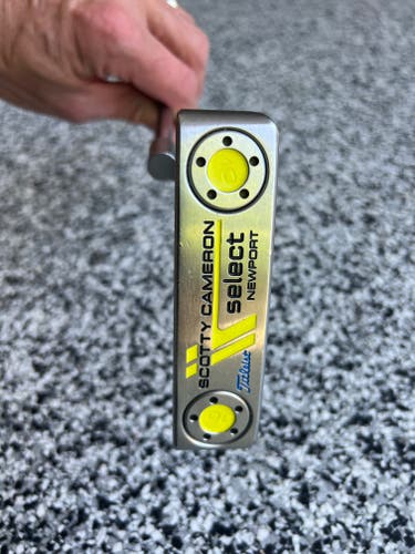 Scotty Cameron - Custom Shop - Select Newport Right Handed Putter 35"