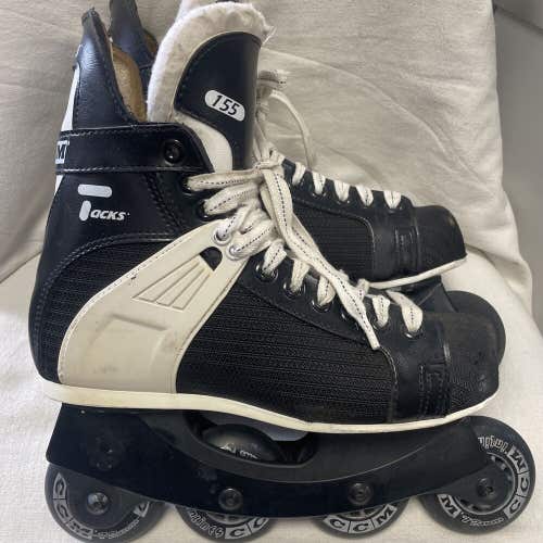 Junior size 5 1/2 CCM tacks 155 in-line skates roller blades