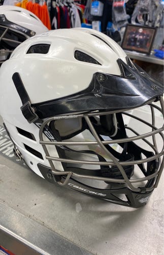 Cascade CPV players lacrosse lax XS Used White Helmet