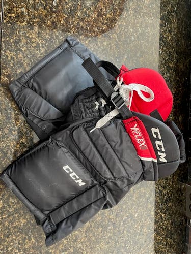 Used Junior Large / XL  CCM YFLEX Hockey Goalie Pants