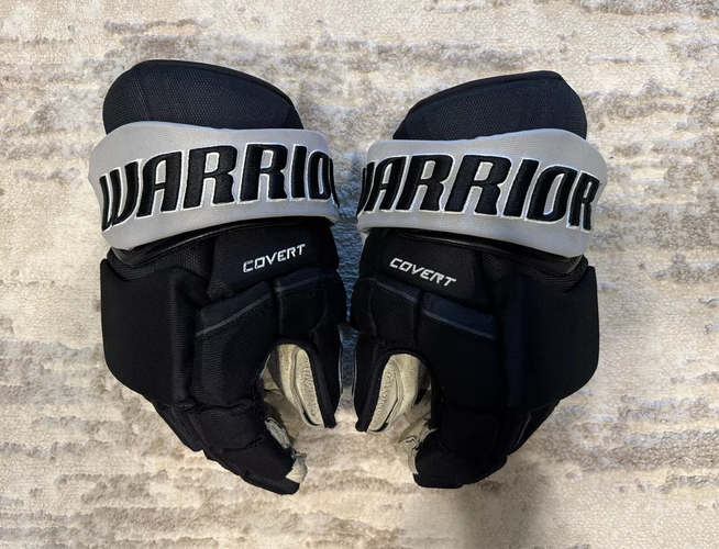 15" Warrior Covert QRE Gloves - NHL Pro Team Stock Los Angeles Kings Black