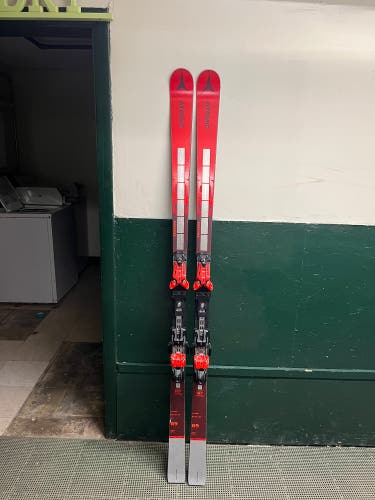 Atomic 187 gs skis 27m