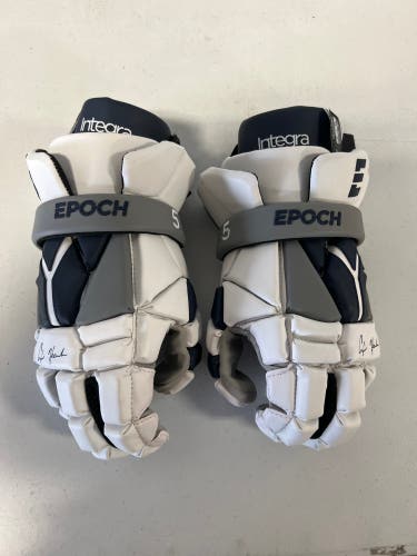 New Epoch 13" Integra Lacrosse Gloves Heacock