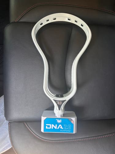 New Unstrung DNA 2.0 Head
