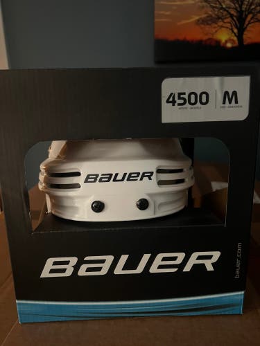New Medium Bauer  4500 Helmet