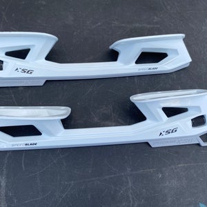 CCM Goalie Skate Replacement XSG 298 Holder Set 7664