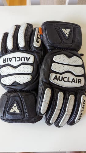 Auclair Race Shield Gloves - Adult - Black - Used  - Medium Unisex  - Good Condition