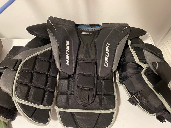 Used Large/Extra Large Bauer  GSX Goalie Chest Protector