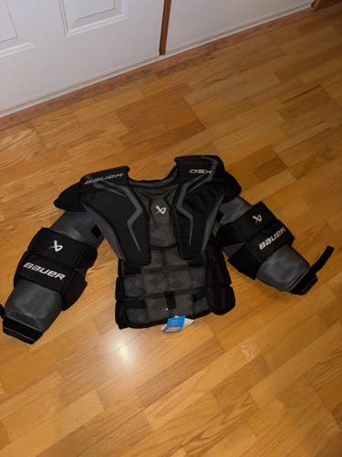 New Small Bauer Goalie Chest Protector