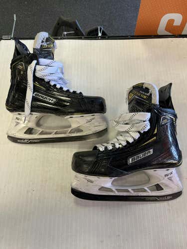 Used Bauer 2s Pro Junior 04.5 Ice Hockey Skates