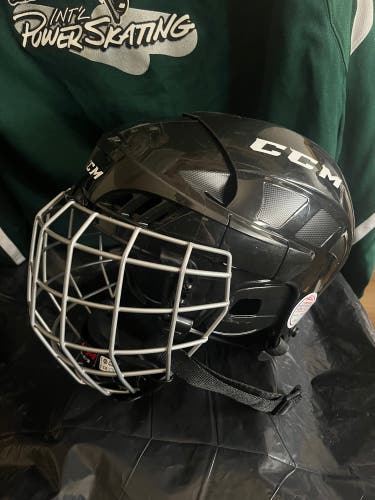 CCM FL40 S Helmet preowned
