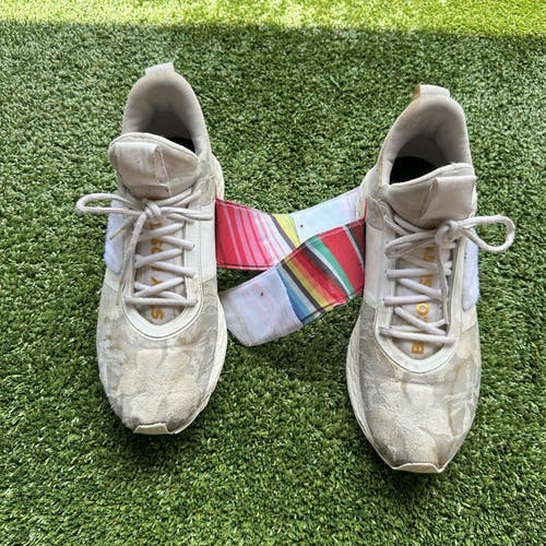 Lindor 1 Tf White Gold Floral Men’s New Balance Baseball Turf Shoes - Size 11