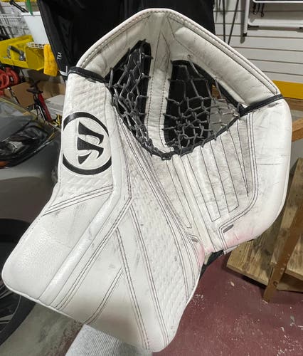 Warrior G6 E+ Goalie Glove