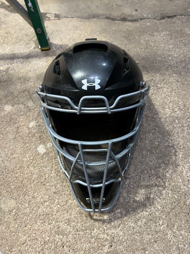 Under Armor Catchers Mask