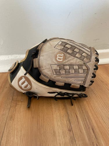 Wilson a2000 V125 softball glove