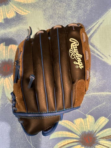 Used Right Hand Throw 12" BRG120R Baseball Glove ** Like New**